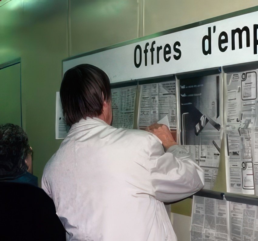 Pôle Emploi - Chômage : le nombre de demandeurs d'emploi explose en juin