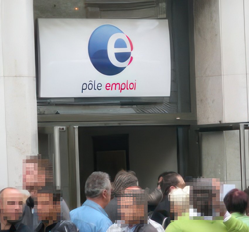 Pôle Emploi - Pôle emploi a versé 812 millions d’euros par erreur