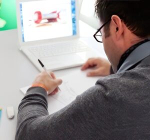 Pôle Emploi - Recherche d'emploi : les réseaux sociaux du net peu efficaces ?
