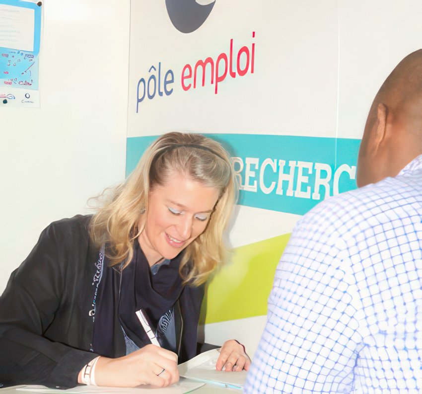 Pôle Emploi - Revue de presse de décembre : une fin d'année maussade