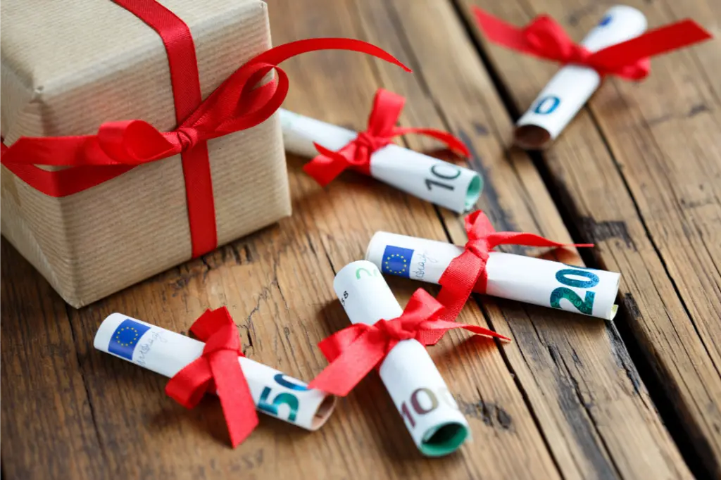 Peut on toucher la prime de No&euml;l en &eacute;tant au ch&ocirc;mage sans RSA