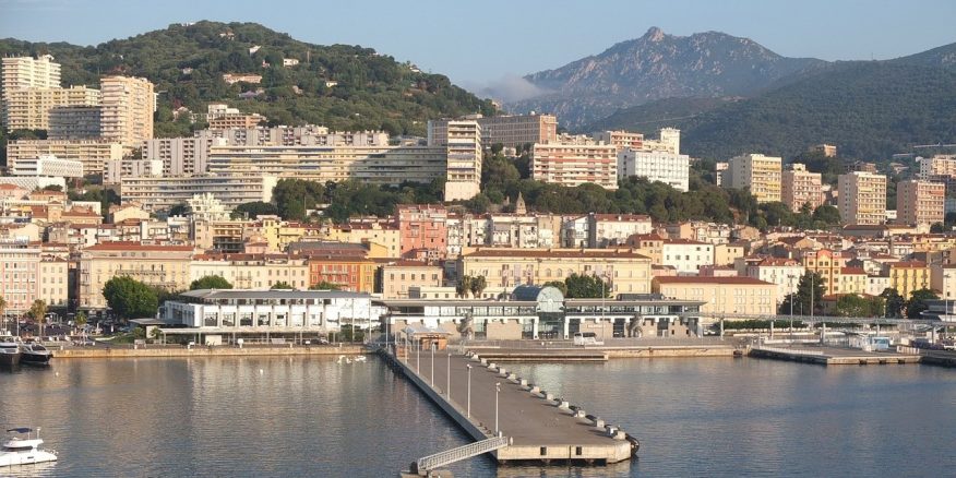 secteurs qui recrutent le plus en Corse