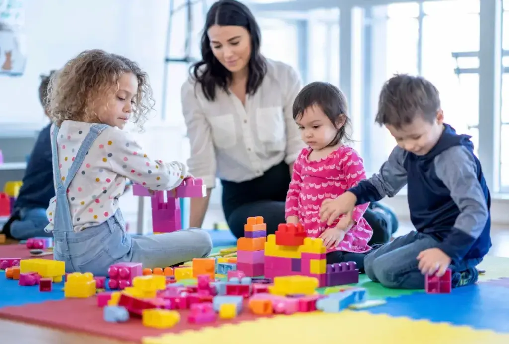Quelle est la diff&eacute;rence entre cr&egrave;che collective, familiale et parentale 1