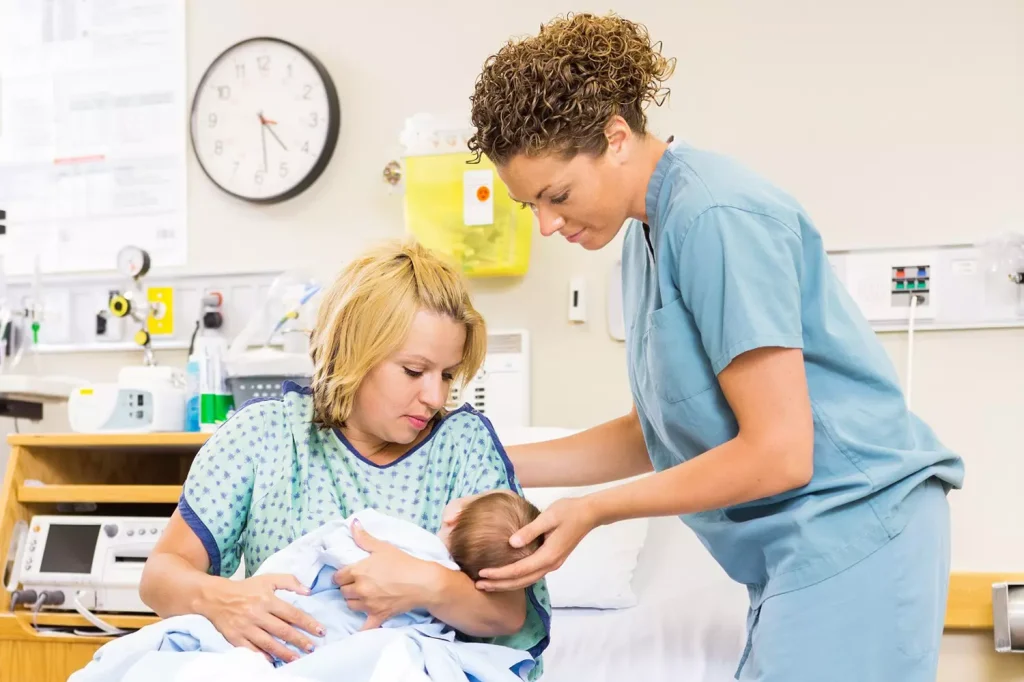 Les sages femmes lib&eacute;rales gagnent elles plus que les salari&eacute;es