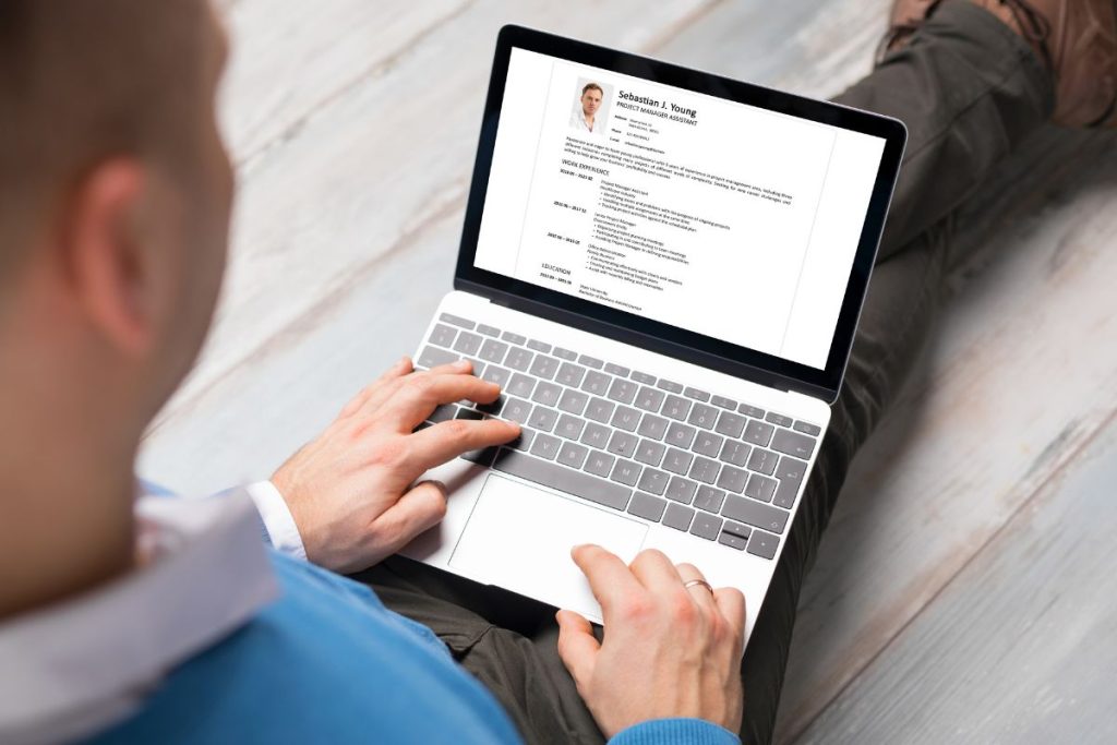 Faut-il indiquer sa maîtrise de l’IA sur son CV ?