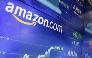 Combien rapporte une action Amazon en 2025