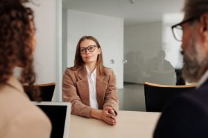les 10 attitudes qui agacent le plus les recruteurs