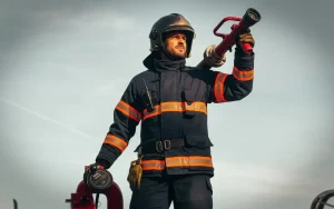 le salaire des pompiers va vous surprendre decouvrez ce qu ils gagnent vraiment