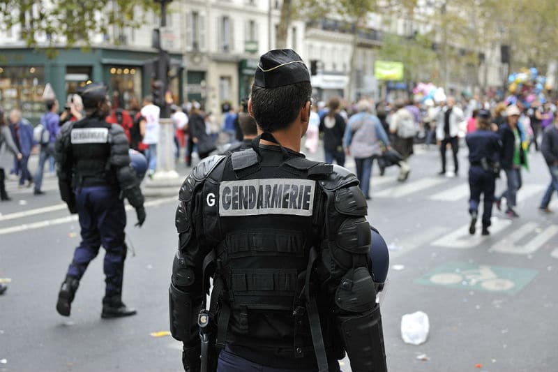 Combien touche un officier de gendarmerie FRANCE
