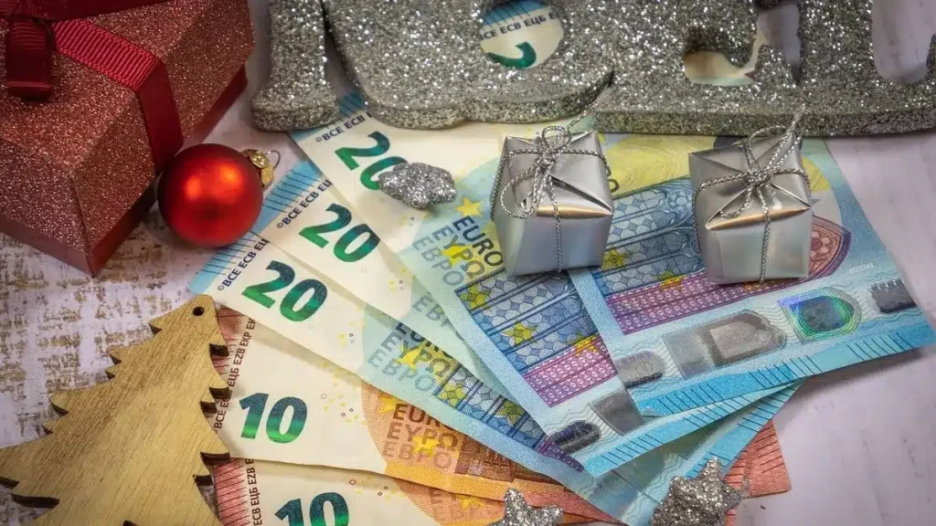 Qui aura droit à la prime de Noël 2025 et quand sera t elle versée