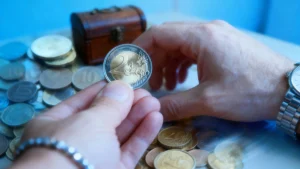 ne jetez pas cette piece de 2 elle peut valoir une petite fortune