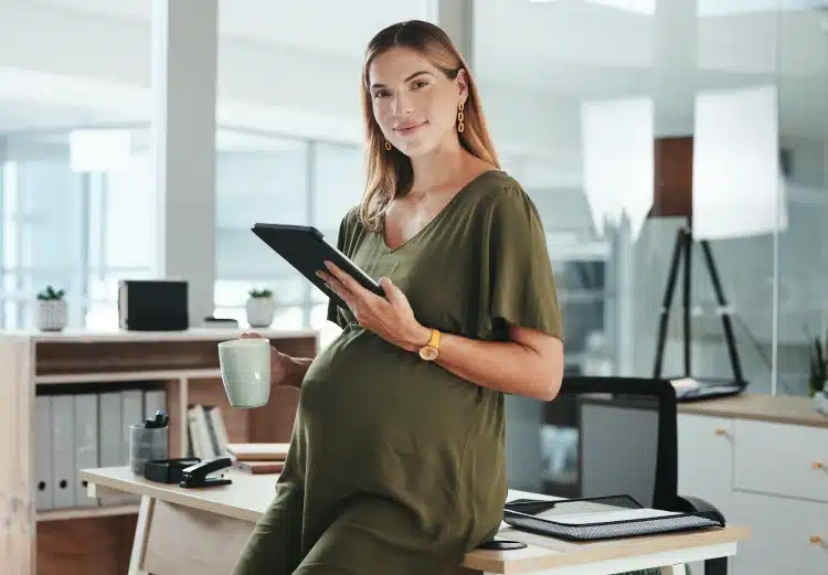 Quand annoncer sa grossesse au travail3